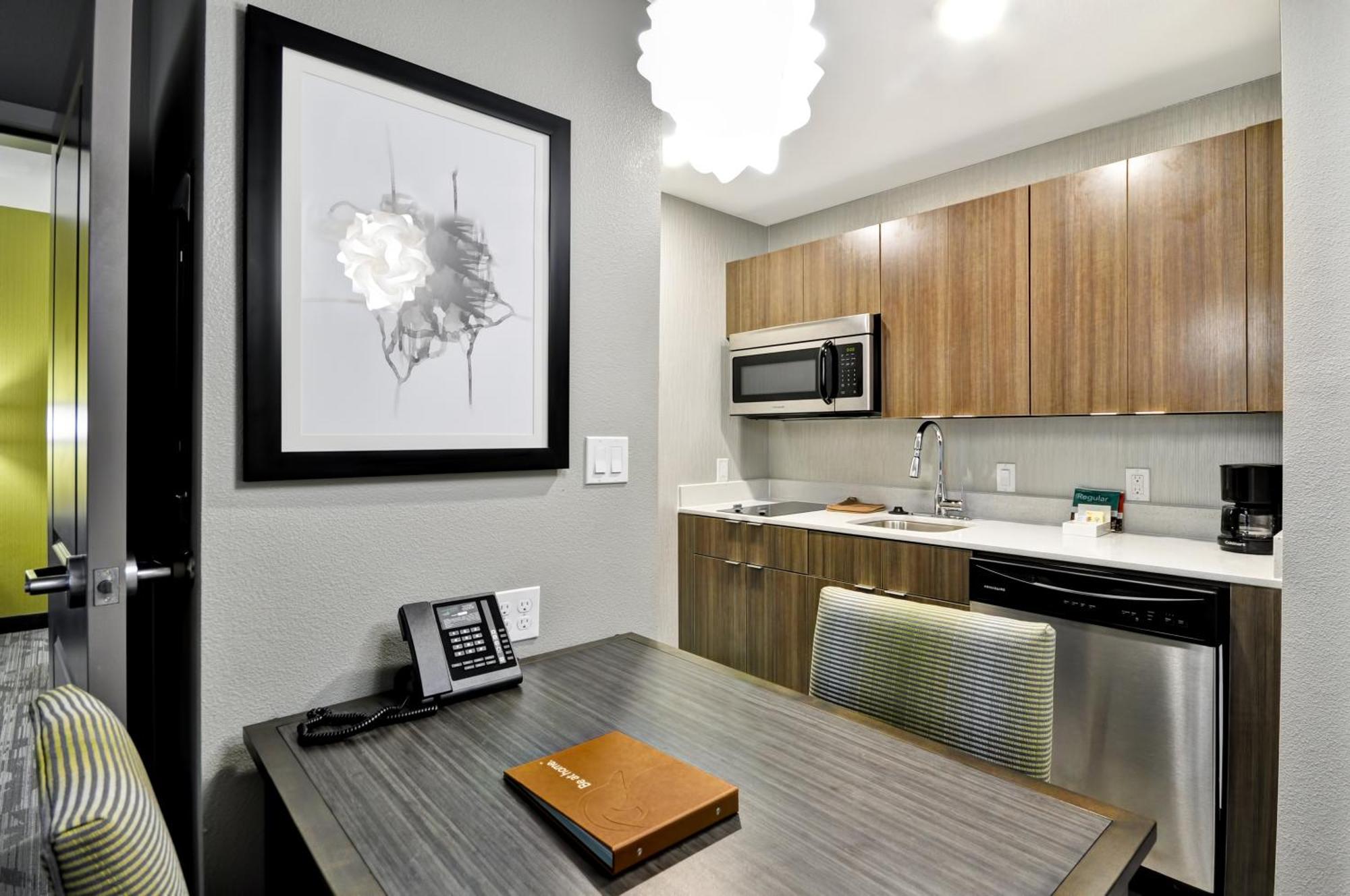 Hotel Homewood By Hilton Tyler