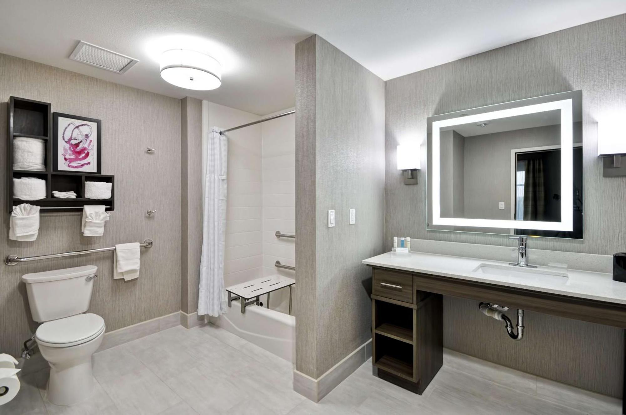 Hotel Homewood By Hilton Tyler
